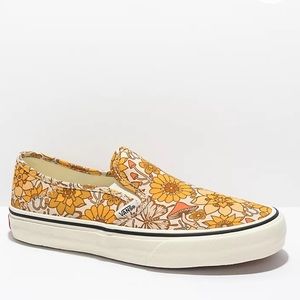Brand new Trippy Floral vans